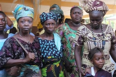 The Tribes of Sierra Leone: Pictures of Mende and Temne People