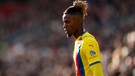 LOM dégaine une première offre pour Wilfried Zaha