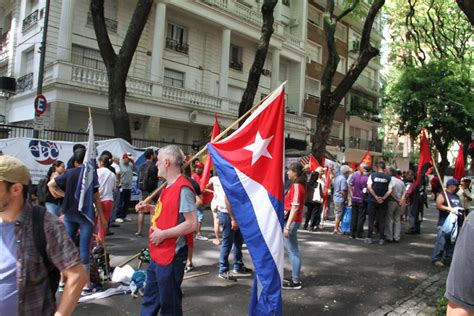 Movimiento De Solidaridad Con Cuba En Argentina Y Cubanos Residentes Celebran Acto De Apoyo A La