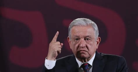 AMLO arremete contra el FMI tras afirmar que Argentina crecerá más que