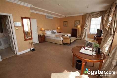 Killarney Royal Review: What To REALLY Expect If You Stay