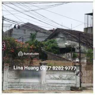 Rumah Tua Pinggir Jalan Raya Trovit