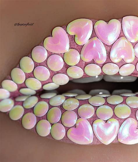 See This Instagram Photo By Theminaficent • 2601 Likes Lip Art