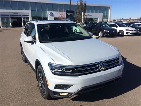 New Volkswagen Tiguan Highline T Sp At W Tip M For Sale