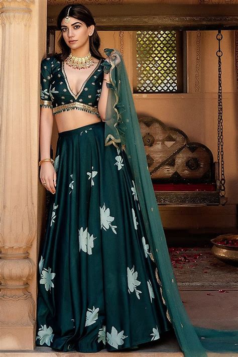 Emerald Green Printed Wedding Lehenga Set By Seeaash At Pernia S Pop Up