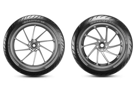 Metzeler Roadtec 02 Tires First Look Super Sport Touring Rubber