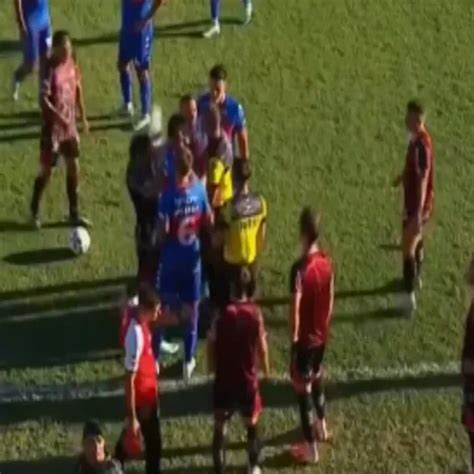 Copa Argentina Suspendieron El Partido Entre Tigre Y Chacarita Por Una Brutal Agresión Al