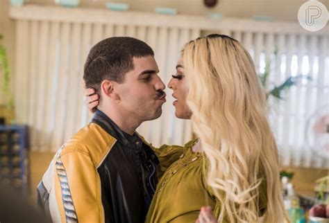 Foto Pabllo Vittar Lançou Seu Novo Clipe Da Música Corpo Sensual Na Quarta Feira 6 De