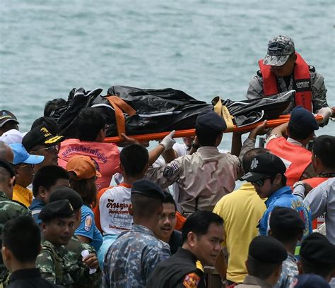 Thaïlande Naufrage à Phuket des dizaines de touristes encore portés