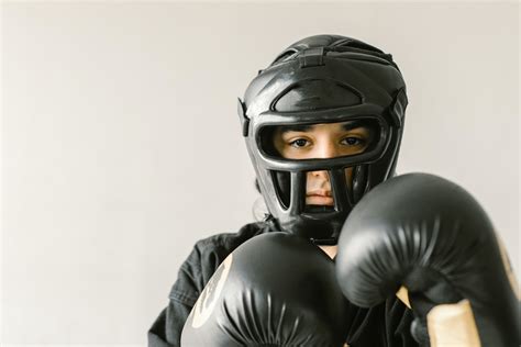 Female Influencer Boxing Match - Boost Your Followers Challenge