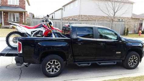 2015 Gmc Canyon Short Box With Dirt Bike Chevy Colorado And Gmc Canyon