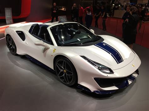 Ferrari 488 Pista Photos and Specs. Photo: Ferrari 488 Pista 4k ...