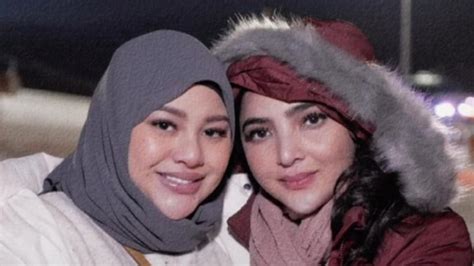 Ashanty Ulang Tahun Di Makkah Aurel Unggah Kalimat Haru Untuk Ibu Sambung