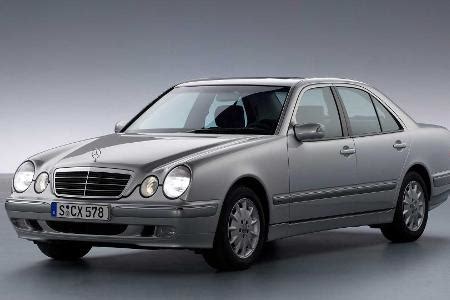 Mercedes E Klasse W 210 Der Vier Augen Benz Wird 25 Freenet De