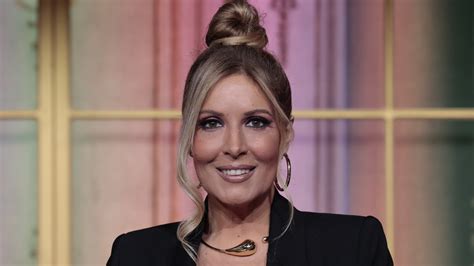 Selvaggia Lucarelli ospite a Verissimo | Mediaset Infinity