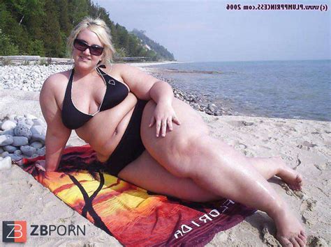 Bootylicious Beach Honey ZB Porn