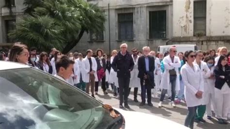 Pisa Psichiatra Uccisa Due Minuti Di Silenzio Al Santa Chiara