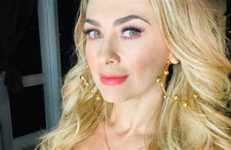 Aracely Ar Mbula Enloquece A Sus Seguidores Con Una Atrevida Foto En