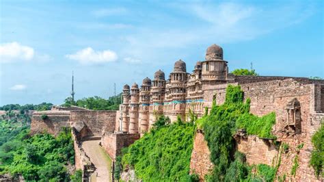 Gwalior Fort, Gwalior, Madhya Pradesh, India Stock Image - Image of ...