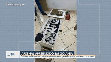 JA 1ª Edição PM apreende arsenal de armas em apartamento de bairro