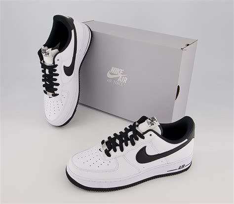 Nike Air Force 1 07 Trainers White Black White Nike Air Force 1