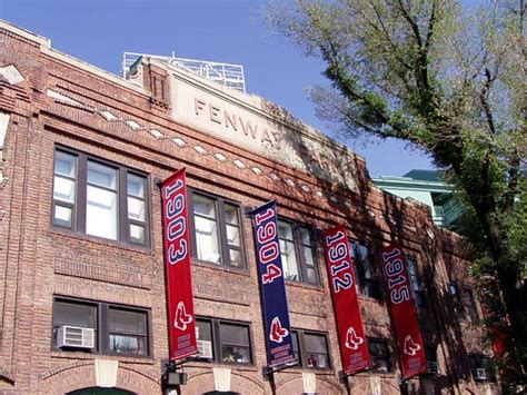 Red Sox Off Season Photoblogging 10 Yawkey Way And Beyond Cursed To