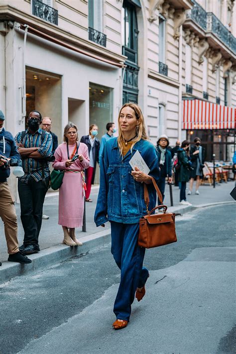 Our Favorite 25 Street Style Looks From Fall 2021 Couture Shows Paris