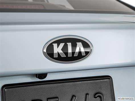 Kia Optima Reviews Price Specs Photos And Trims Driving Ca