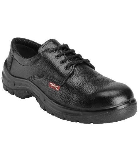 A Safari Pro Safety Shoes Manufacturer Supplier From Noida