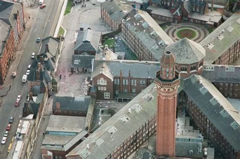 Strangeways Riot 25 Years On New Report Blasts Overcrowding And Says