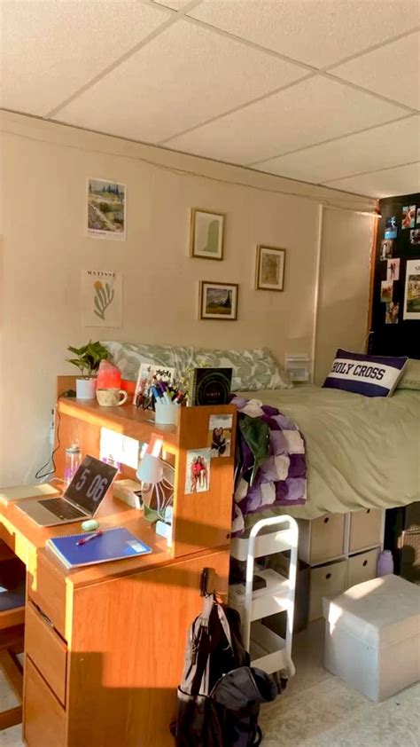 Dorm Room Ideas 💡 Dorm Room Layouts Dorm Room Styles College Dorm