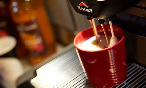 How does a bean to cup coffee machine work? - FreshGround