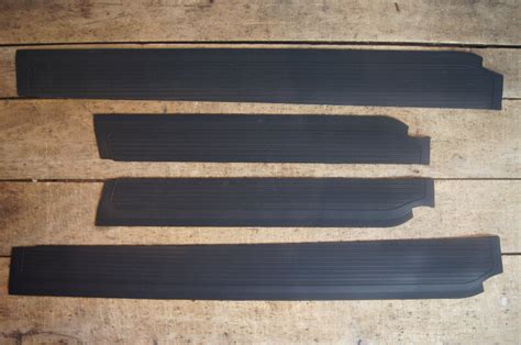 Rubber Mat Set Sill W110 W111 W112 Sedan Black