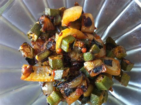 Vegetarians World Simple Bhindi Curry Okra Curry