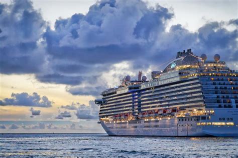 5 Overrated Cruise Activities That Will Just Waste Your Time and Money ...