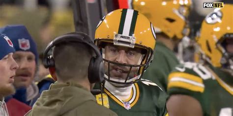 Video Aaron Rodgers Yells At Head Coach Matt Lafleur On The Sidelines