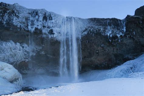 Reykjavik: Natural Ice Cave Tour Guided Adventure