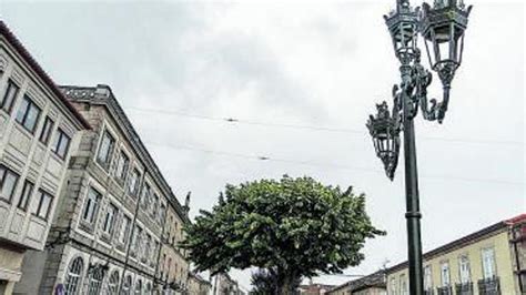 La Iluminaci N En Las Calles Del Centro De Tui Se Refuerza Faro De Vigo