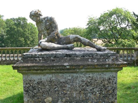 Rousham House Gardens Oxfordshire La Terre Est Un Jardin