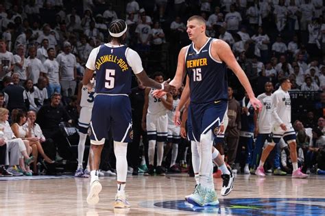 Jokic lidera Nuggets em vitória sobre os Timberwolves Folha PE