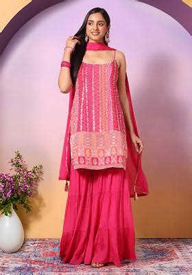 Buy Women Fuchsia Pink Sharara Set With Bandhani Print Kurta And