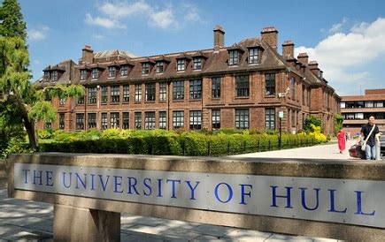 University of Hull Masters courses and fees (2024/25)