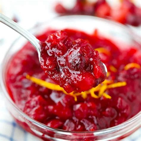 Super Simple Cranberry Sauce Mommination