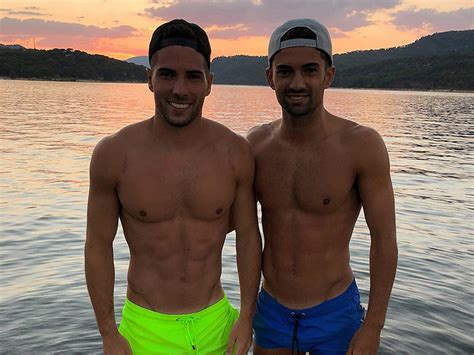 Photos C Est Chaud Luca Et Enzo Zidane Tombent Le Haut Pour Les