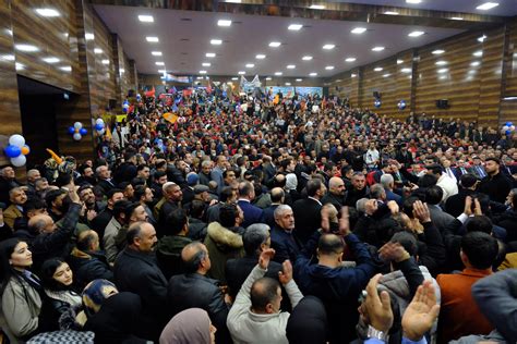 AK Parti Van adaylarını tanıttı İşte isim isim ilçe adayları