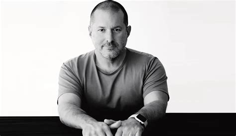 Chi Jony Ive L Ex Chief Designer Officer Di Apple Che Lavorer Al