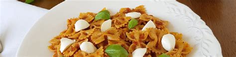 Ricetta Farfalle Con Pesto Di Pomodori Secchi E Anacardi Almaverde Bio