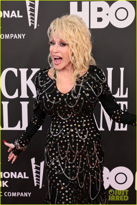 Photo: dolly parton sparkles rock and roll hall of fame induction 10 ...