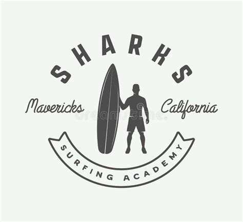 Sistema De Los Logotipos Que Practican Surf Del Vintage Emblemas