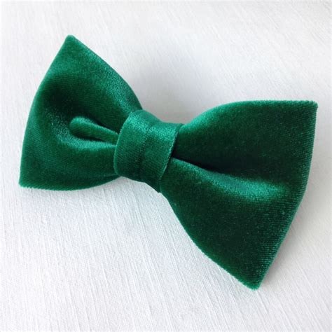 Velvet Emerald Green Bow Tie Grooms Bow Tie Best Man Etsy